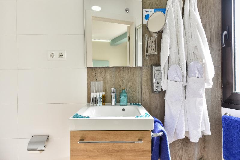 Hotel Apartamento Bajamar - Genel