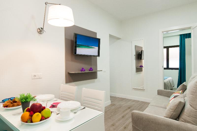 Hotel Apartamento Bajamar - Oda