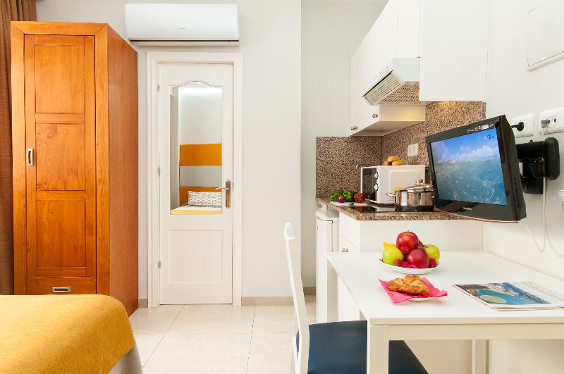 Hotel Apartamento Bajamar - Oda
