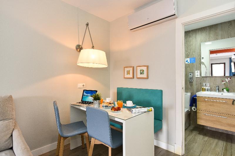Hotel Apartamento Bajamar - Oda
