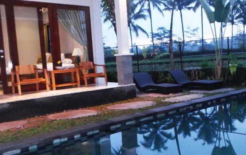 Villa Kemuning otel fotoğrafı