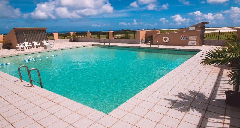 Best Western Plus Makasar Beach - Havuz