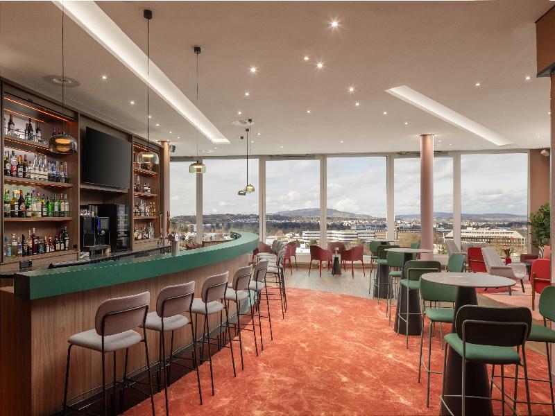 Hilton Zurich Airport - Bar