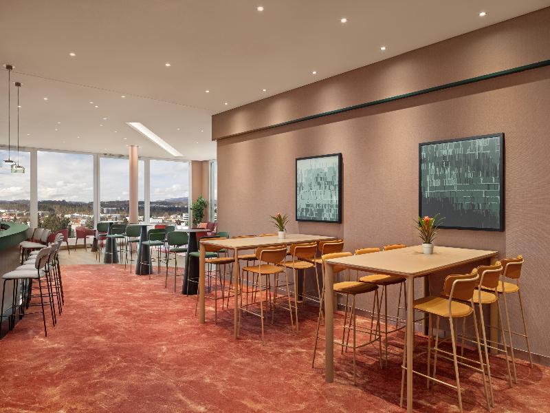 Hilton Zurich Airport - Bar