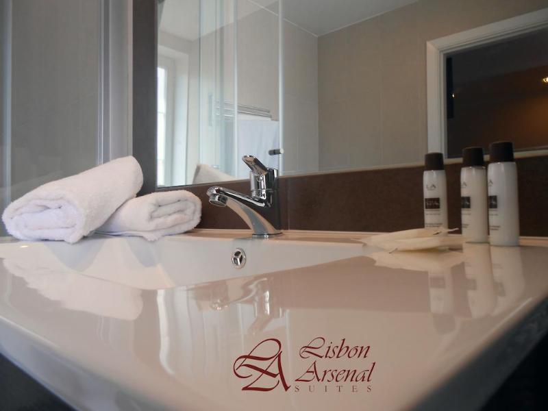 Lisbon Arsenal Suites - Oda