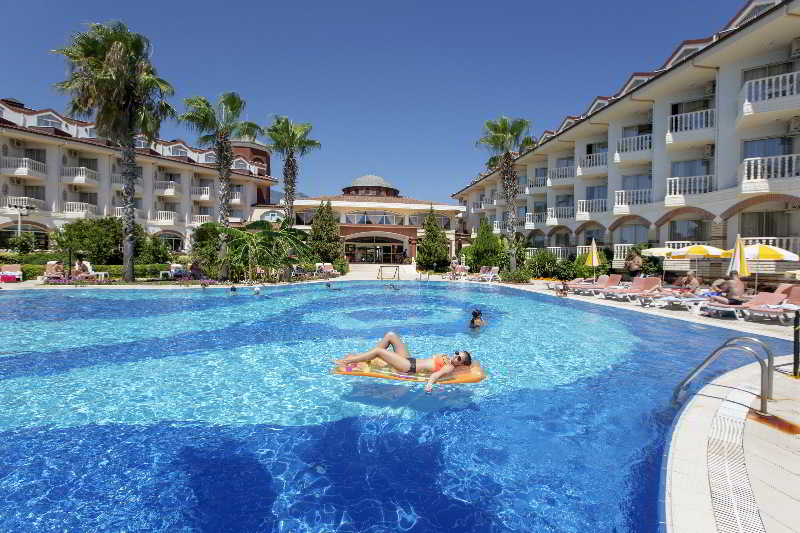 Larissa Sultan Beach fotoÄŸrafÄ±
