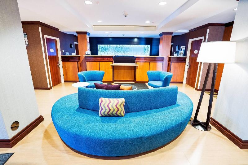 Fairfield Inn Medford Long Island - Lobi