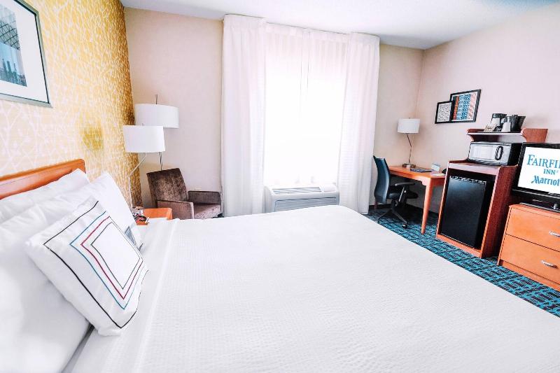Fairfield Inn Medford Long Island - Oda