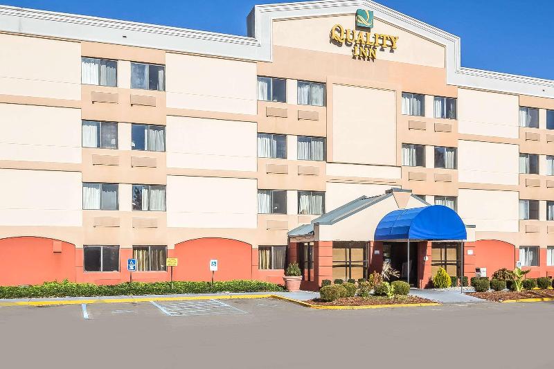 Quality Inn Spring Valley - Nanuet - Genel