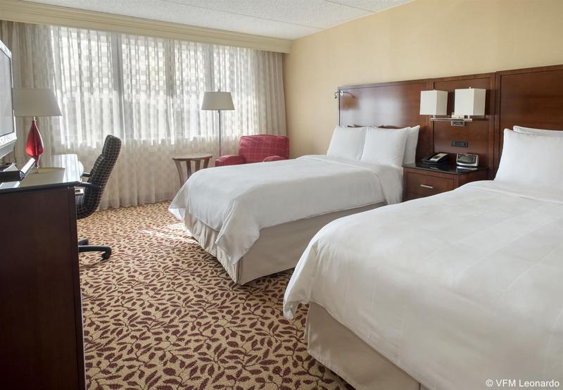 Long Island Marriott - Genel