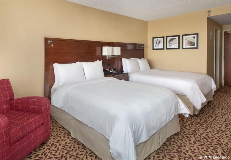 Long Island Marriott - Genel