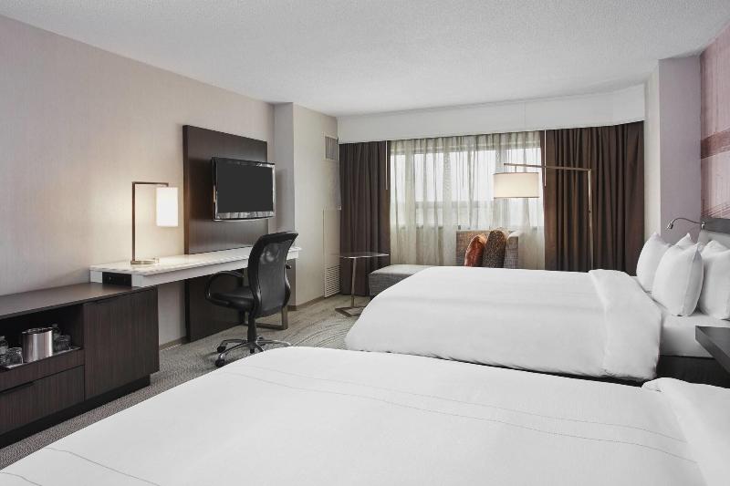 Teaneck Marriott at Glenpointe - Oda