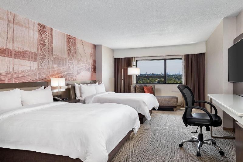 Teaneck Marriott at Glenpointe - Oda