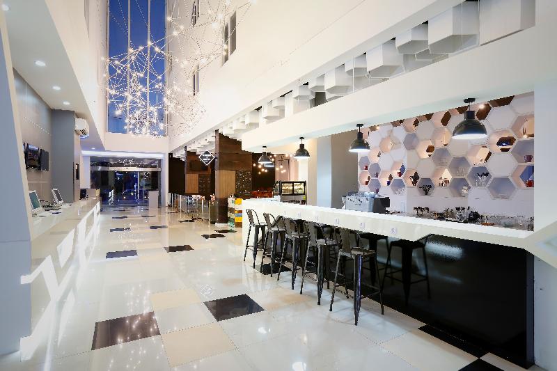 Berry Biz Hotel Powered by Archipelago - Lobi