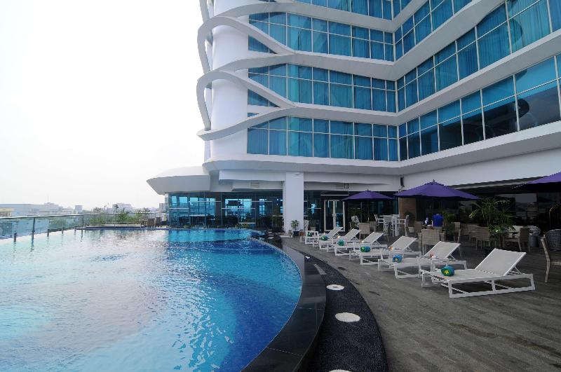 Galaxy Hotel Banjarmasin - Havuz