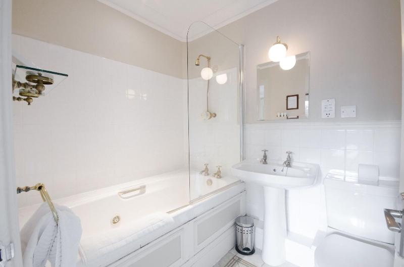 Hatton Court Hotel - Oda