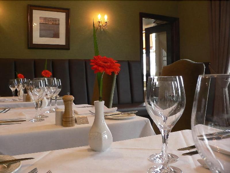 Hatton Court Hotel - Restoran