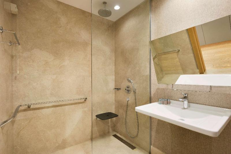 Ramada Hotels & Suites Adana - Oda