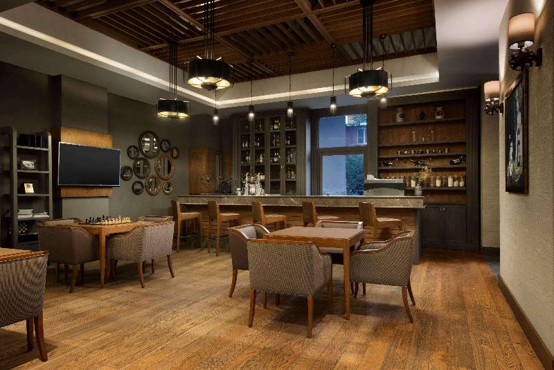 Ramada Hotels & Suites Adana - Restoran