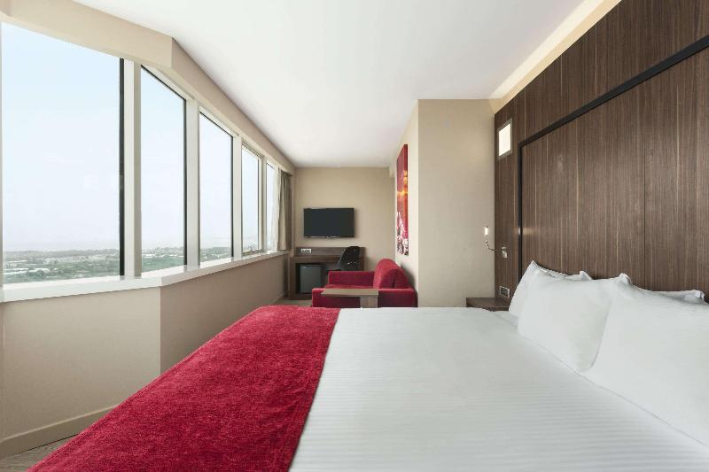 Ramada Encore By Wyndham Izmir - Oda