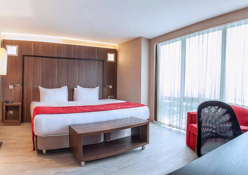 Ramada Encore By Wyndham Izmir - Oda