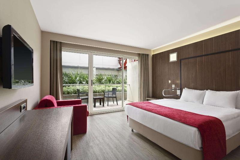 Ramada Encore By Wyndham Izmir - Oda