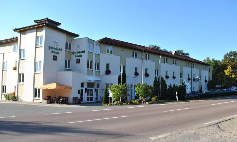 Heidehotel Lubast - Genel