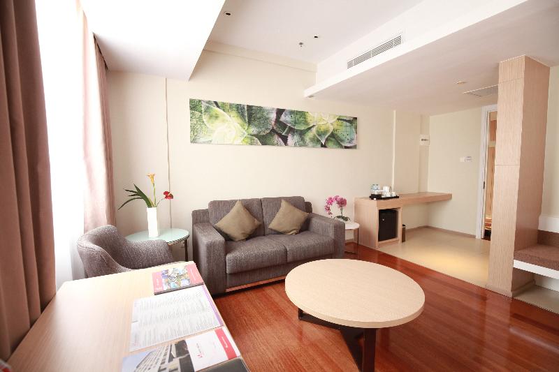 Citadines Connect Airport Jakarta - Oda