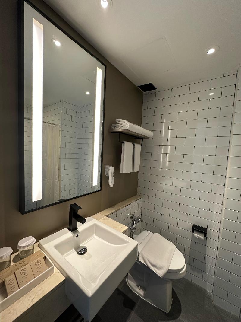 Citadines Connect Airport Jakarta - Oda