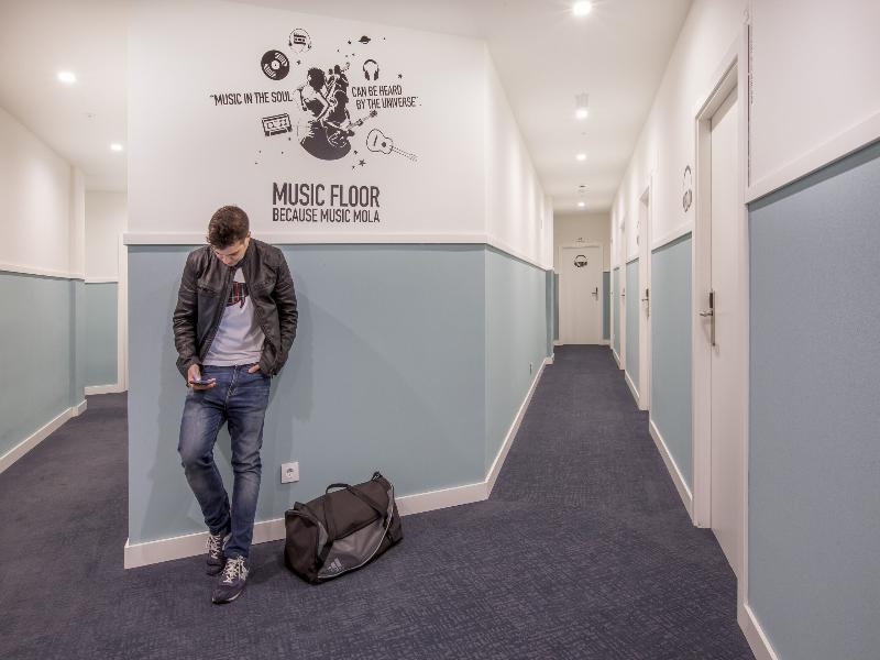 Mola! Hostel & Suites - Lobi