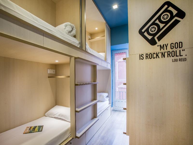 Mola! Hostel & Suites - Oda