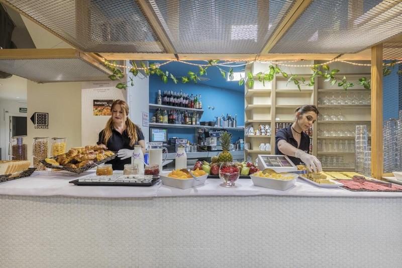 Mola! Hostel & Suites - Restoran