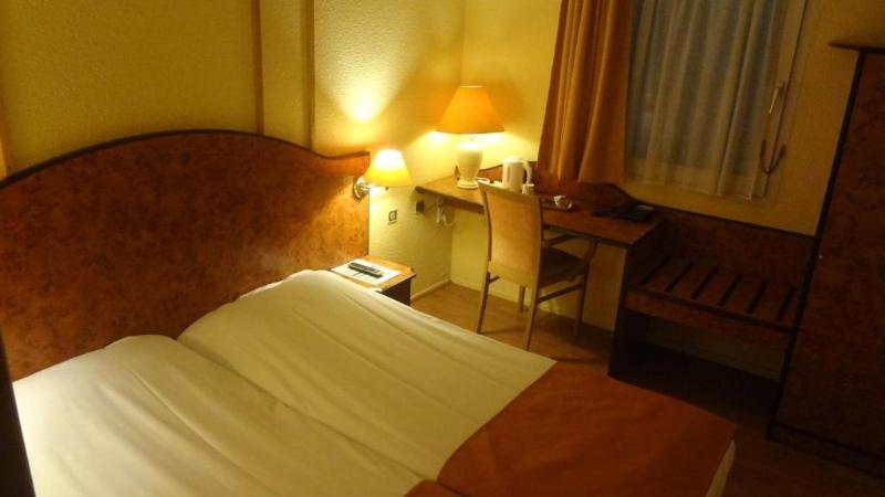 Logis Hotel Cottage - Oda