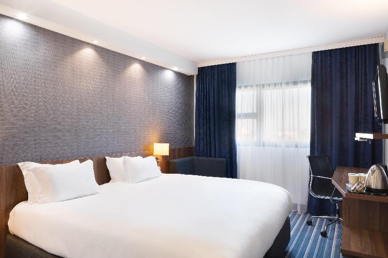 Holiday Inn Express Marseille Airport - Oda