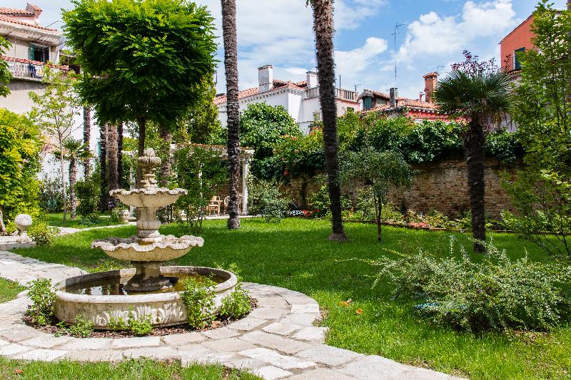 Sant Antonin - Genel