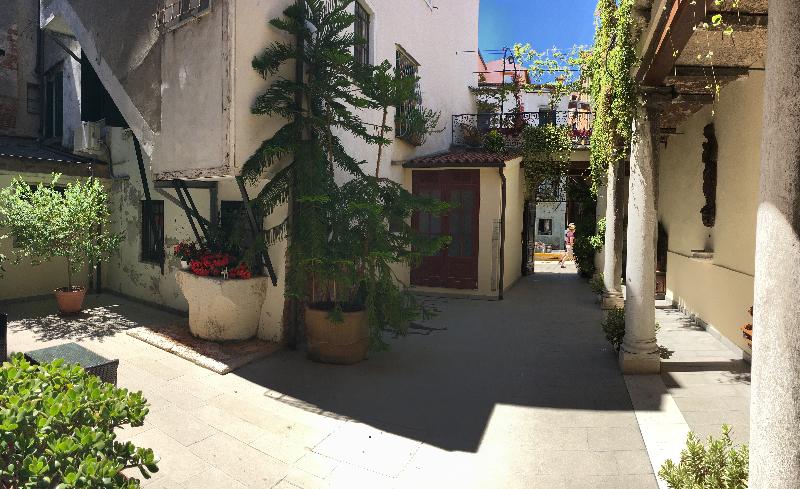 Sant Antonin - Genel