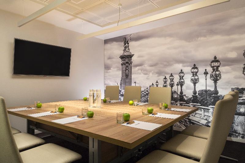 Melia Paris la Défense - Toplantı