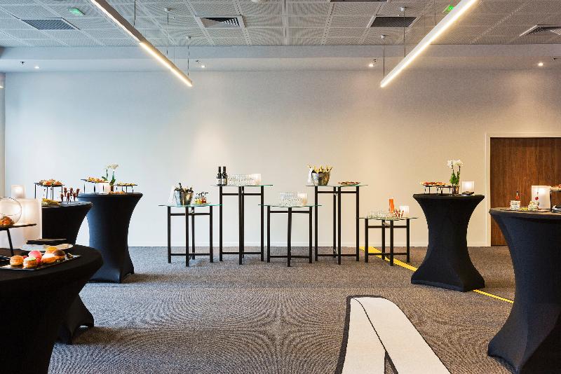 Melia Paris la Défense - Toplantı