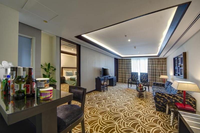 Raintree Rolla Hotel - Oda