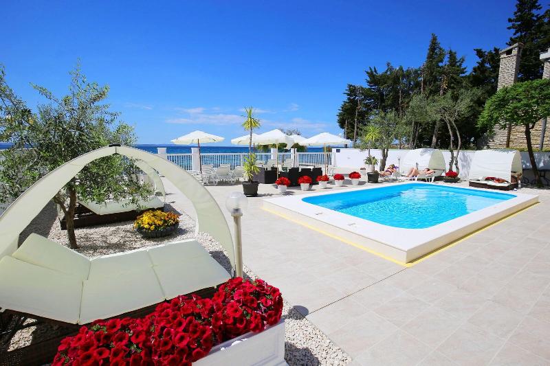 Villa Triana - Aktivite