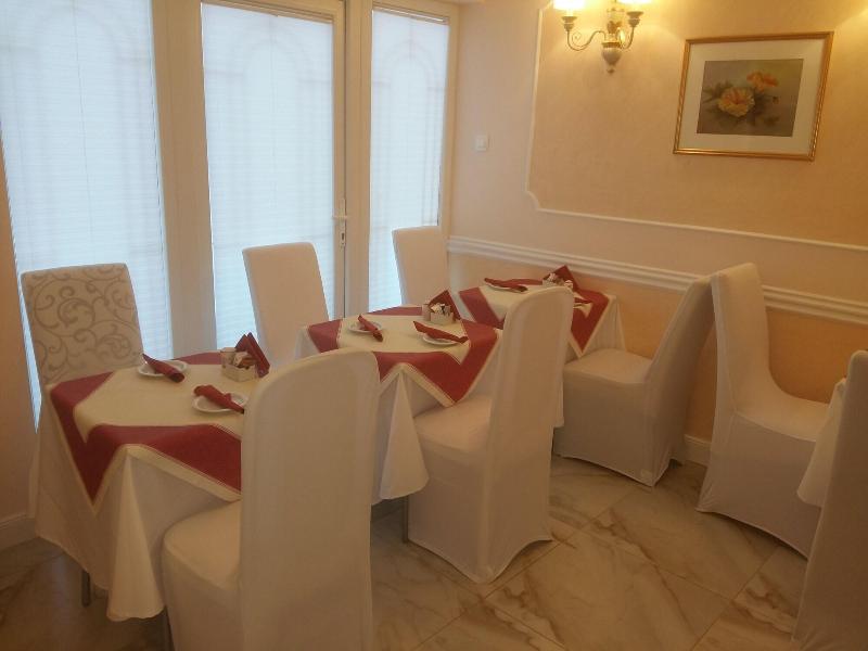 Villa Triana - Restoran