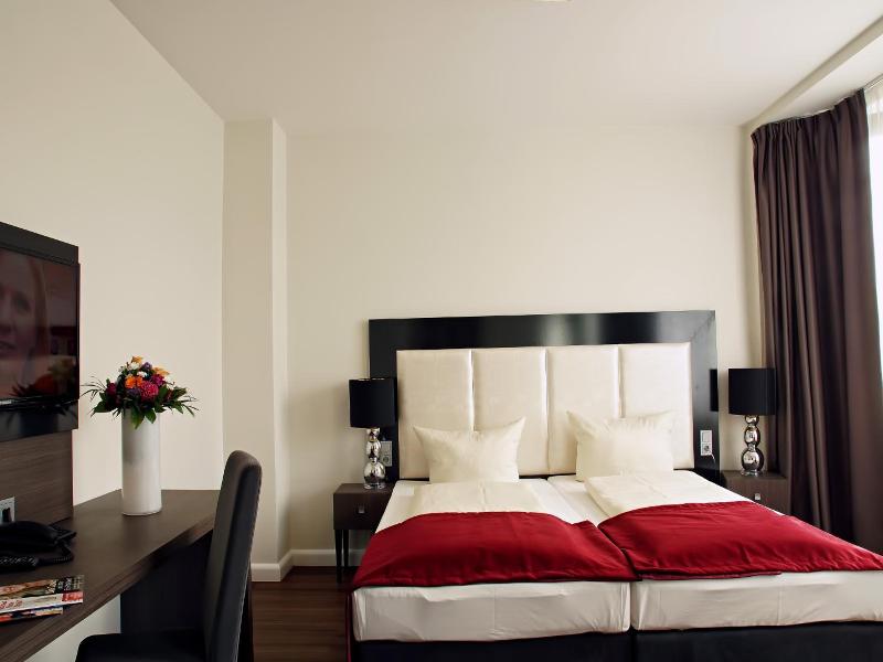 Milbor Hotel Bad Soden - Oda