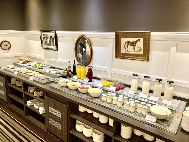Renaissance Paris Hippodrome de St. Cloud - Restoran