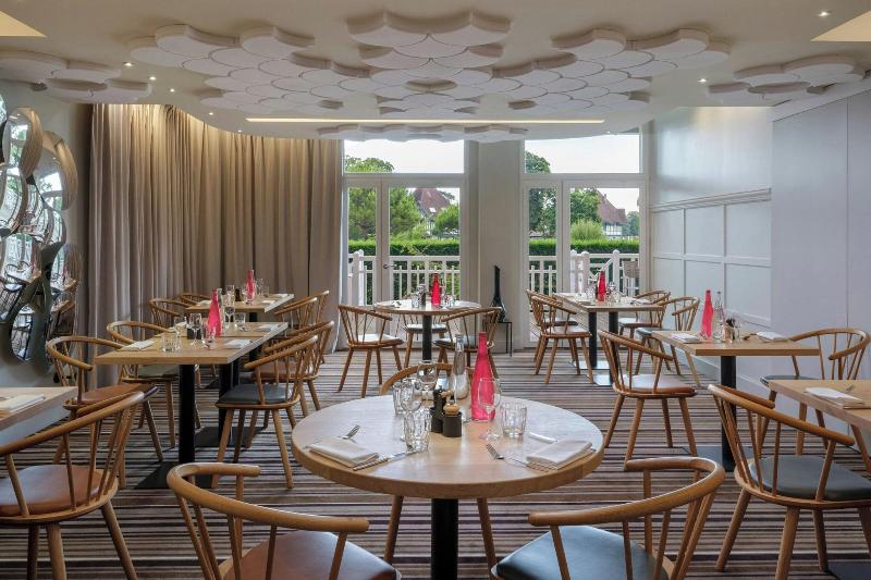 Renaissance Paris Hippodrome de St. Cloud - Restoran