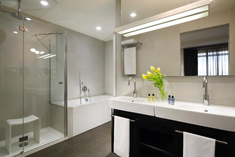 UNA HOTELS San Vitale Bologna - Oda