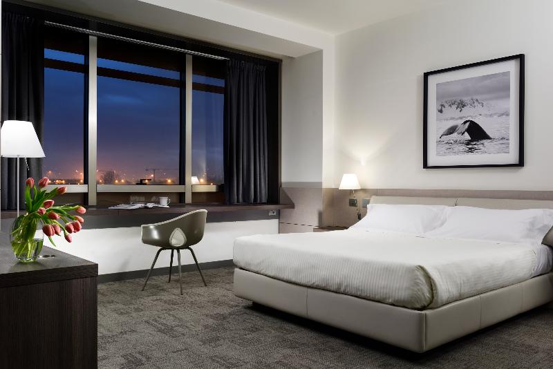 UNA HOTELS San Vitale Bologna - Oda
