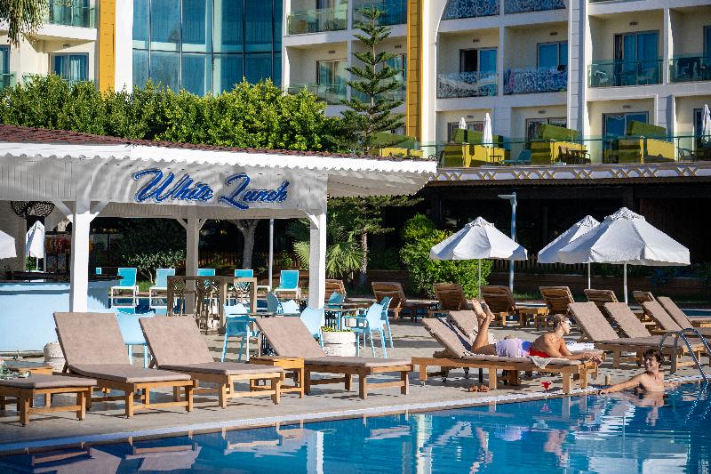 Alan Xafira Deluxe Resort & Spa - Bar