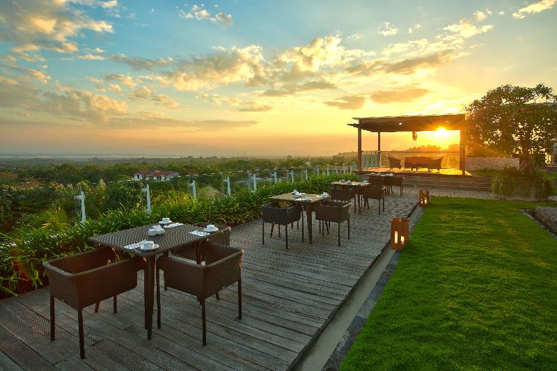 Four Points by Sheraton Bali Ungasan - Teras