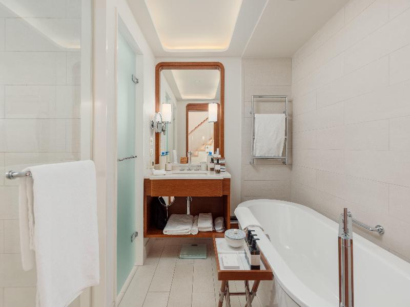 Regent Porto Montenegro Hotel - Oda