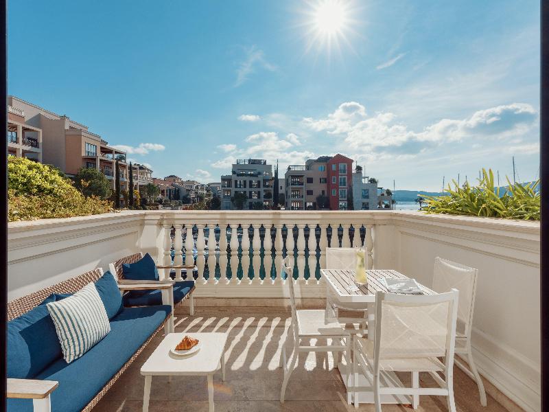 Regent Porto Montenegro Hotel - Oda
